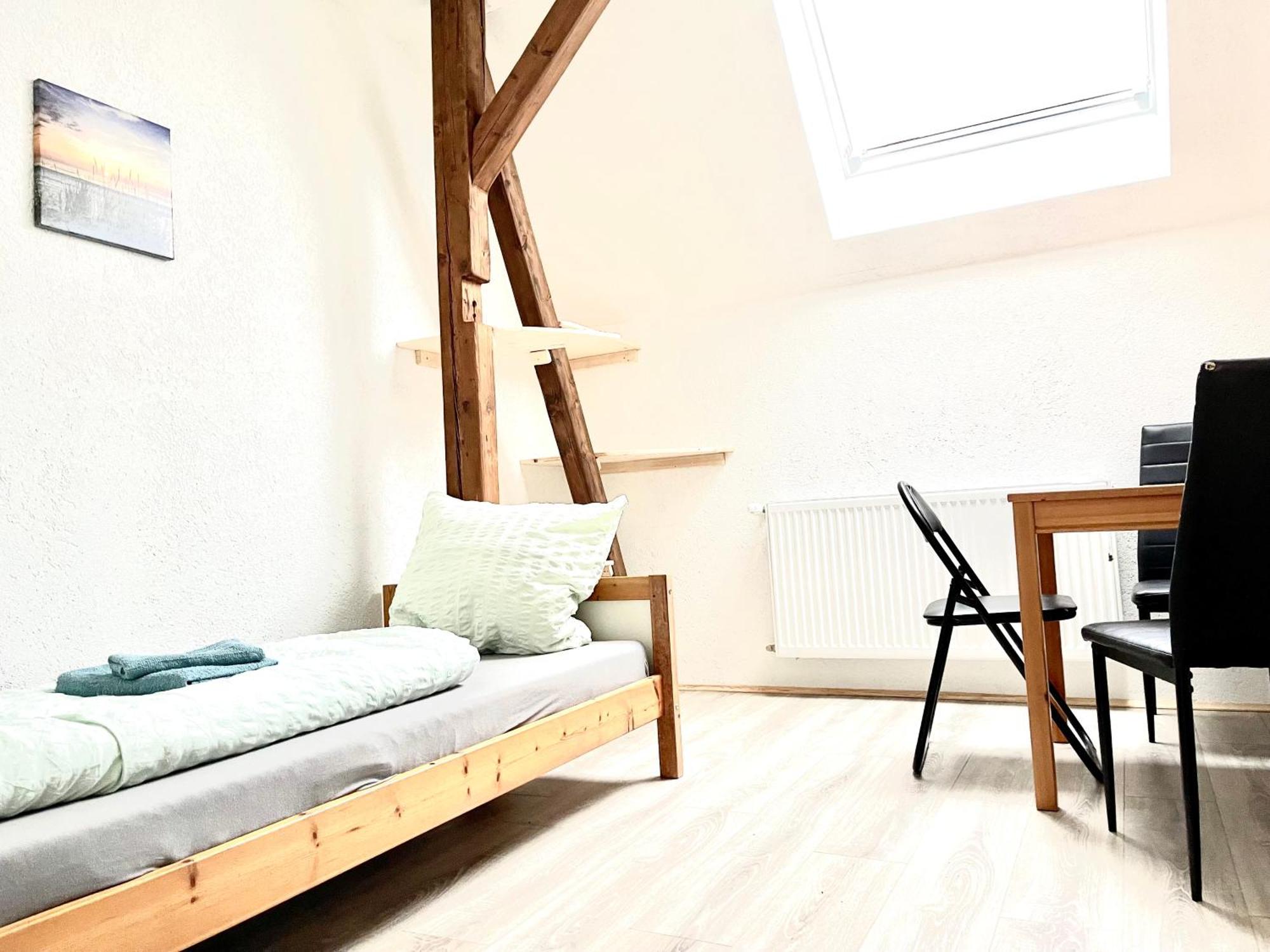 #World Monteur Apartment Schkeuditz Extérieur photo
